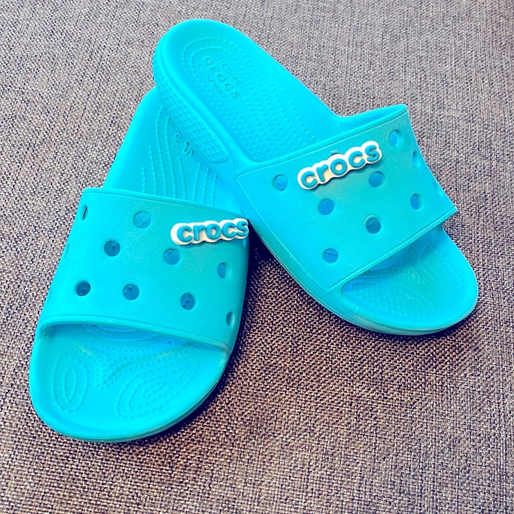 CROC SLIDES!!